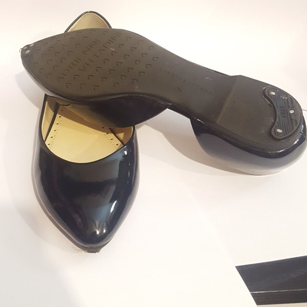 Shoes - Picture 3 of 4
